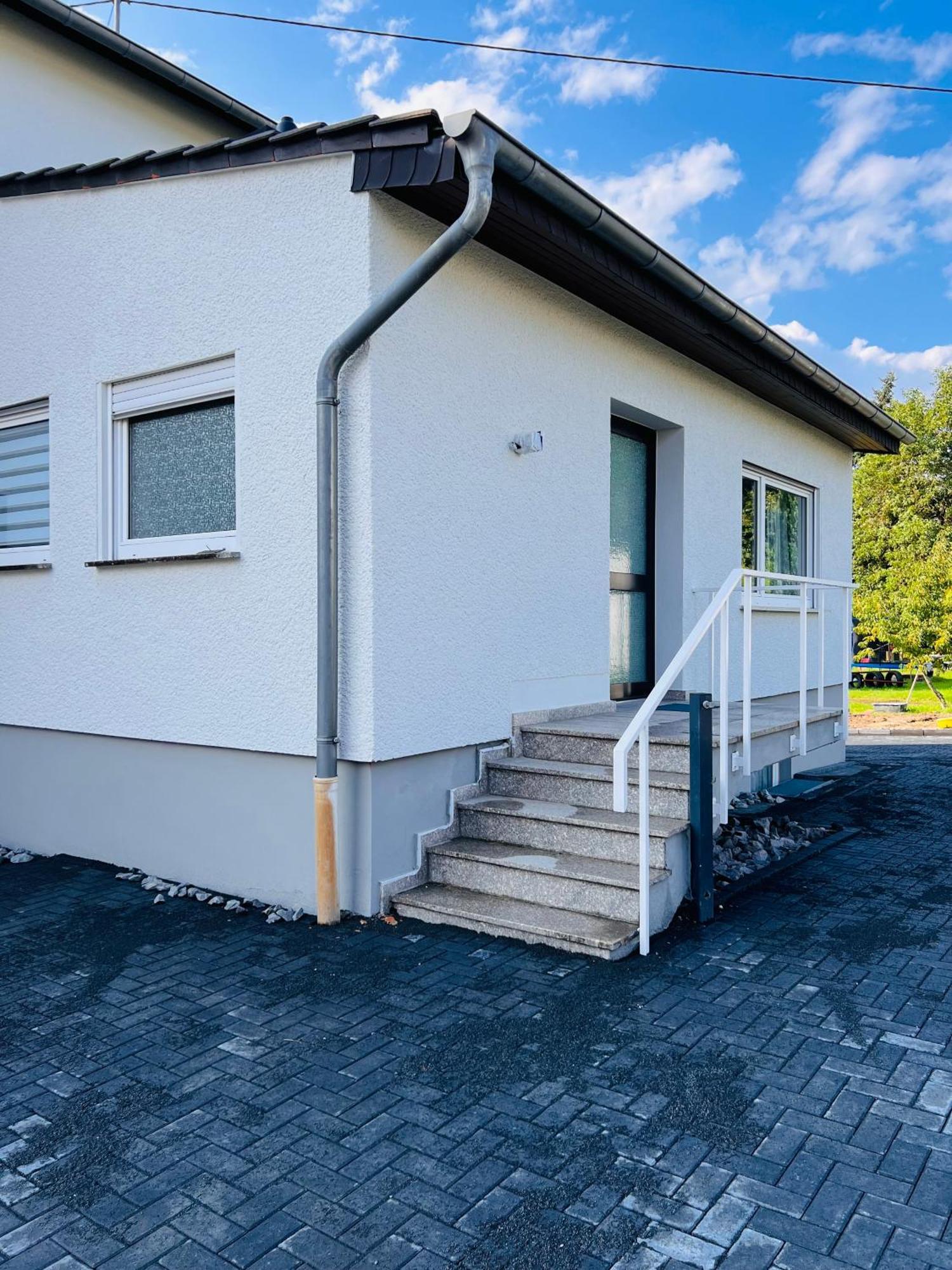 Ferienwohnung In Rheinnaehe Rheinbreitbach Exterior photo